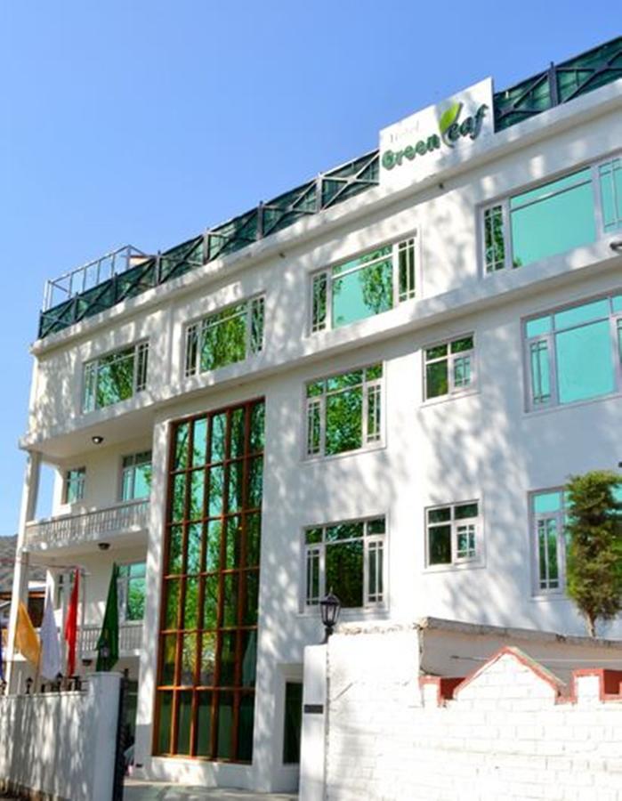 Hotel Green Leaf Srīnagar Eksteriør billede